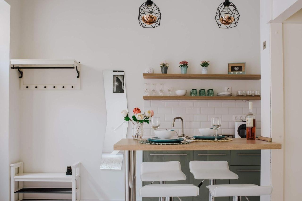Comfy Apartment At New York Cafe With Aircon Budapest Exterior photo