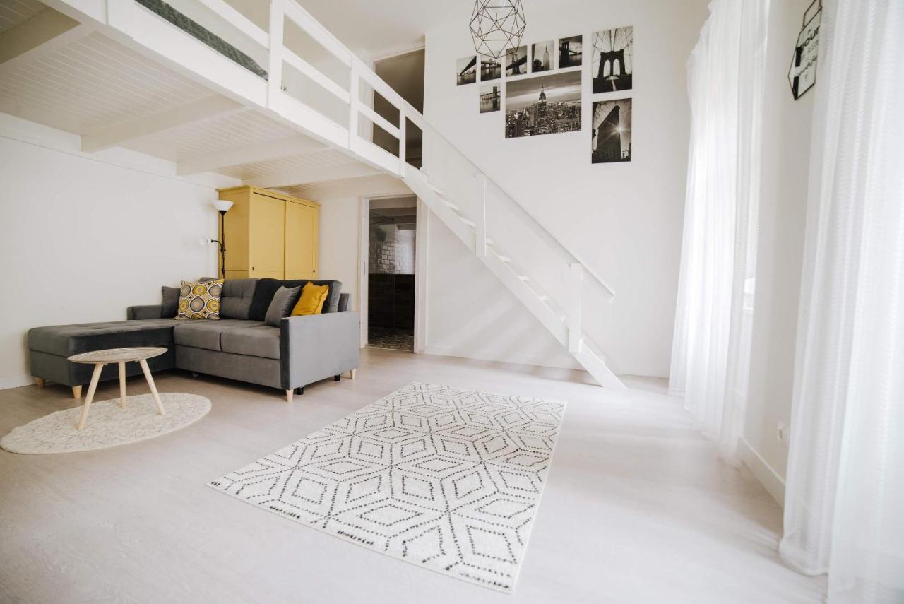 Comfy Apartment At New York Cafe With Aircon Budapest Exterior photo